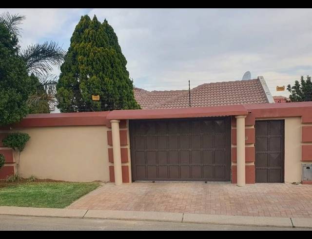 3 BEDROOM PROPERTY TO RENT IN ALVEDA